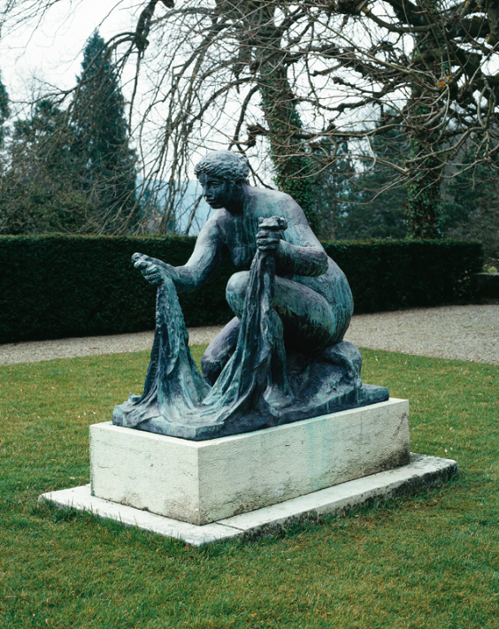 Pierre-Auguste Renoir, Richard Guino, Grosse kniende Wäscherin, 1917, Bronze, 123 x 77 x 130 cm